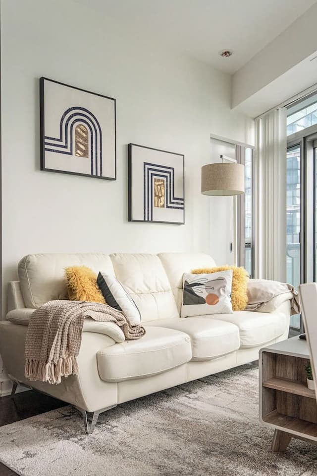 Gsuite Express Downtown Toronto-Basic Condo-10