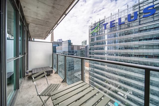 Gsuite Express Downtown Toronto-Junior Condo-17