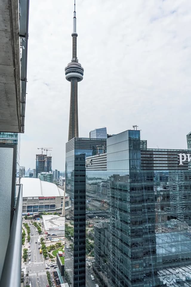 Gsuite Express Downtown Toronto-Junior Condo-18