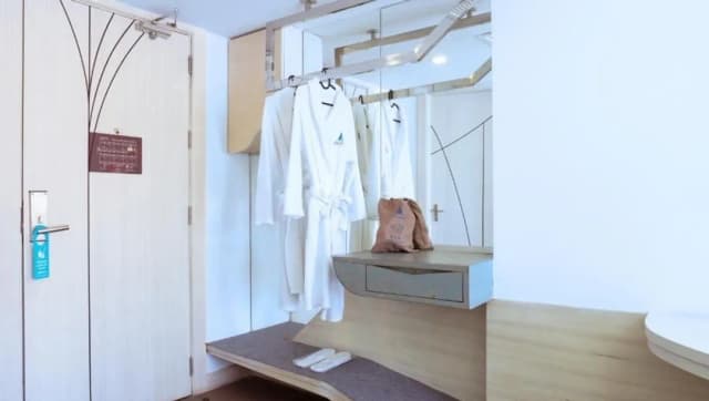 Blue Boat Hotel JC-Deluxe Twin Room-4