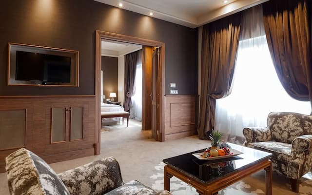 Wellington Hotel & Spa Madrid-Suite "The Wellington Club" Access-4