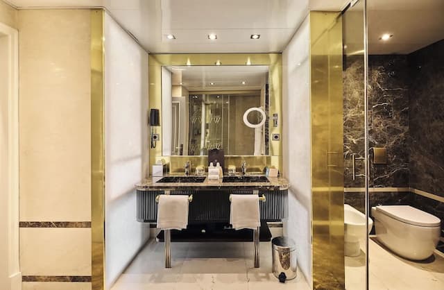 Wellington Hotel & Spa Madrid-Suite Courtyard Two Bedrooms Terrace "The Wellington Club" Access-7