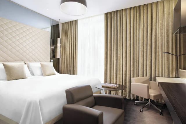 엑셀시어 호텔 갈리아, 럭셔리 컬렉션 호텔, 밀라노-프리미엄룸, 킹사이즈침대 1개-3