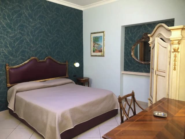 HOTEL SERENA 飯店-雙人或雙床房-8
