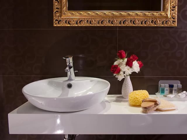 c-hotels Fiume-Spacious Triple Room-9