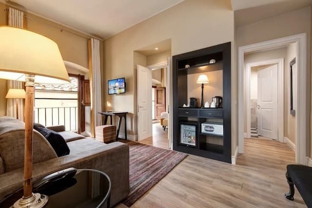 凱沃爾大酒店-套房-4