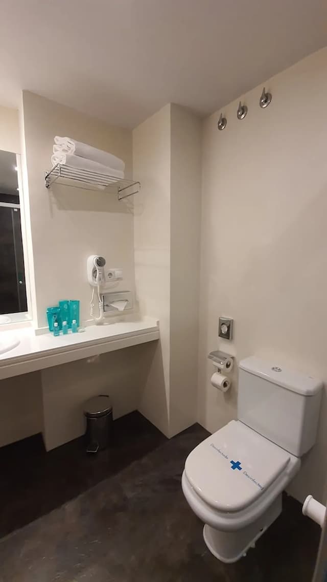 Hotel Concordia-舒适双人房或双床房, 城市景观 (Single Use)-11