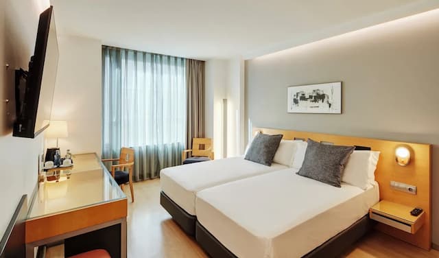 Sercotel Caspe-经典双床房-5