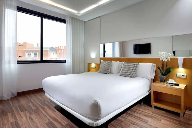 SB 伊卡利亞酒店-套房, 1 張加大雙人床-1