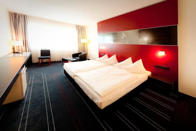 노비나 호텔 헤르초게나우라흐 헤르초 바제-패밀리룸-1