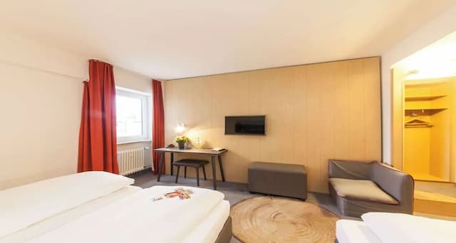 Sure Hotel by Best Western Muenchen Hauptbahnhof-Standard Room, 3 Twin Beds-3