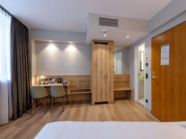 メルキュールホテルミュンヘンアルトシュタット-スタンダード ダブルルーム ダブルベッド 1 台-11