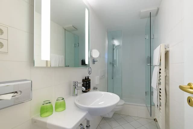 メルキュールホテルミュンヘンアルトシュタット-スタンダード ダブルルーム ダブルベッド 1 台-2