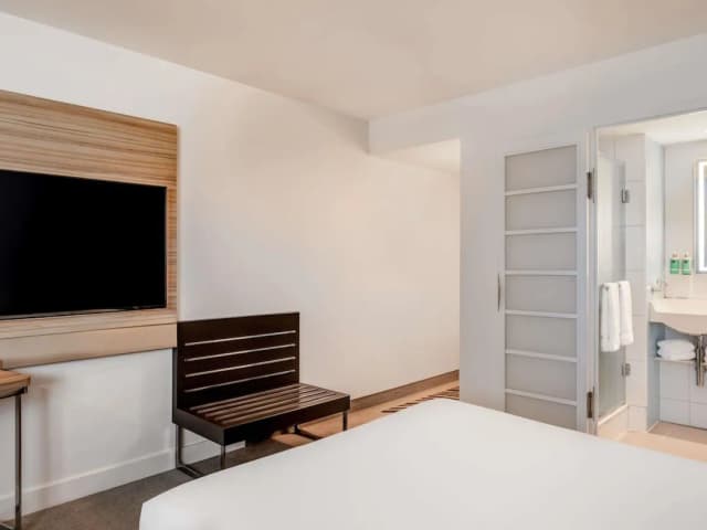 Novotel Muenchen City-Standard Double Room-6