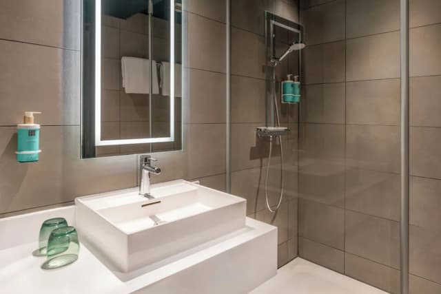 Novotel Muenchen City-Premium Junior Suite-2