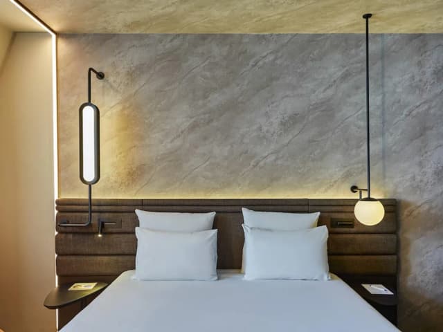 Novotel Muenchen City-Premium Double Room-7