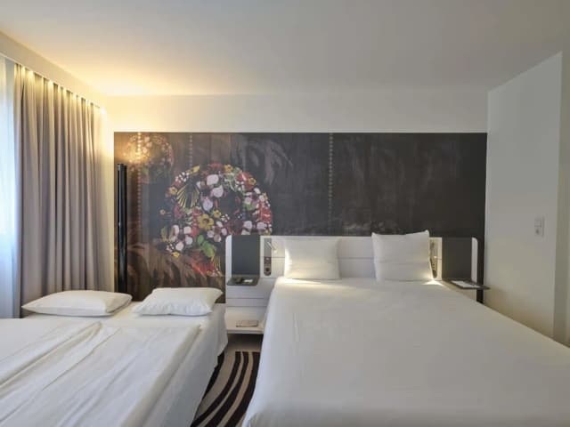 Novotel Muenchen City-Standard Family Room-8