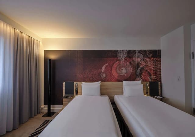 Novotel Muenchen City-Standard Twin Room, 2 Twin Beds-2
