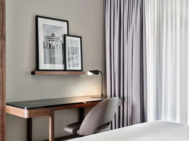 柏林麗笙精選酒店-特級客房 (Collection - Cathedral View)-4