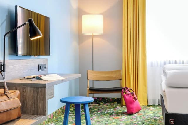 Felix Hotel Kaufbeuren-Design Room-4