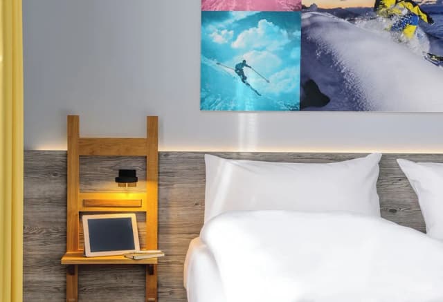 Felix Hotel Kaufbeuren-Family Triple Room-3
