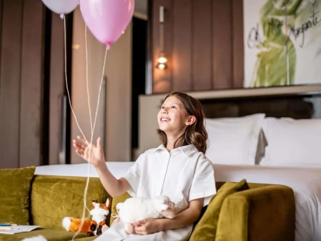 Sofitel Frankfurt Opera-Superior Room, 1 Queen Bed-6