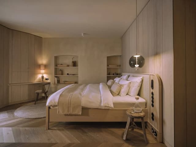 Platzl Hotel-Deluxe Junior Suite-1