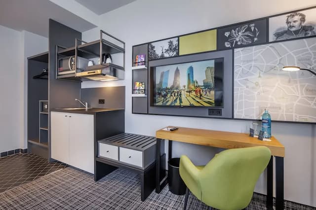 ホテル リュツォ-Urban Zweibettzimmer mit Kitchenette-6