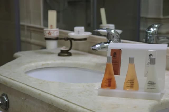 팔라초 알라바르디에리-트리플룸-4