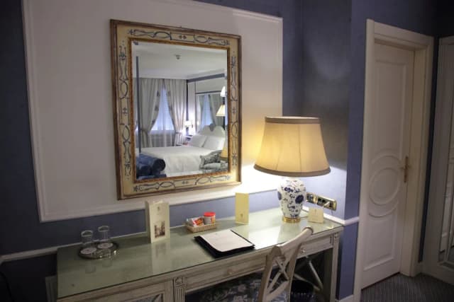 팔라초 알라바르디에리-주니어 스위트 (Jacuzzi)-4