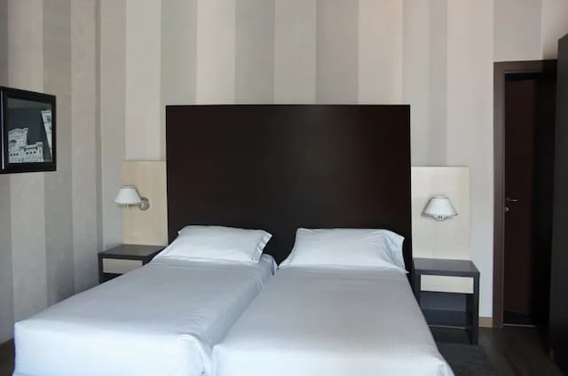 C-호텔 클럽-Smart twin room-1