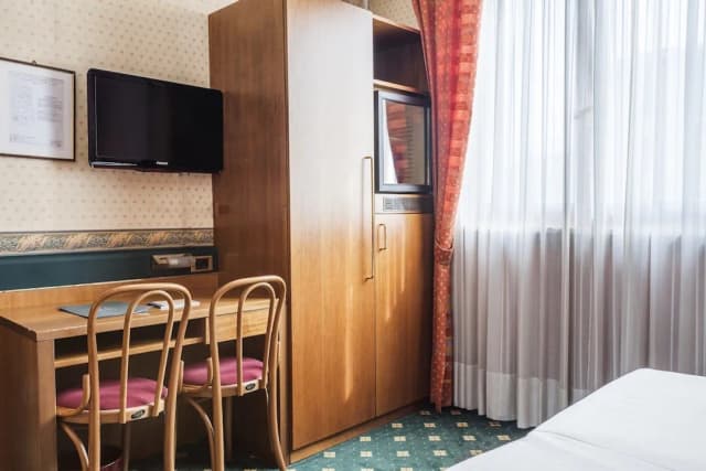 德斯艾特昂格爾斯飯店-標準雙人房-2