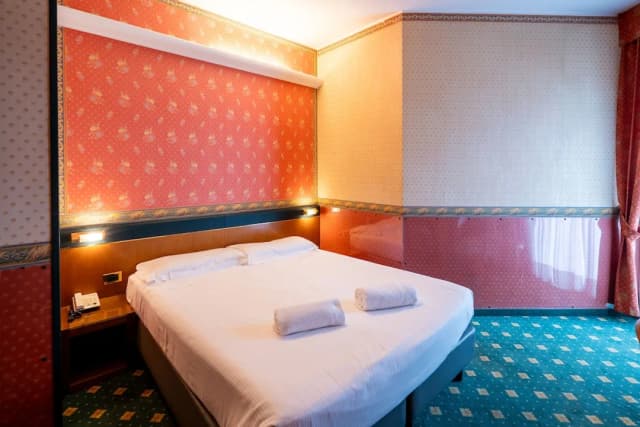 德斯艾特昂格爾斯飯店-標準雙人房-4