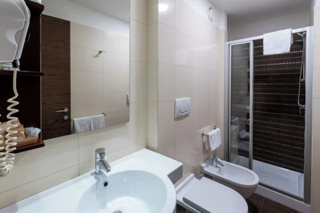 德斯艾特昂格爾斯飯店-尊榮雙人房-14