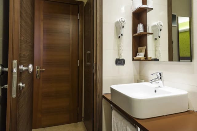 德斯艾特昂格爾斯飯店-豪華客房-7