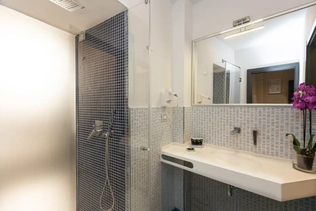 Hotel Castellino Roma-高级三人房-15