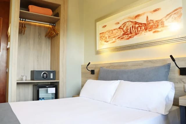 요로호텔 바르셀로나 그란 비아 피라-룸, 테라스 (Petite)-7