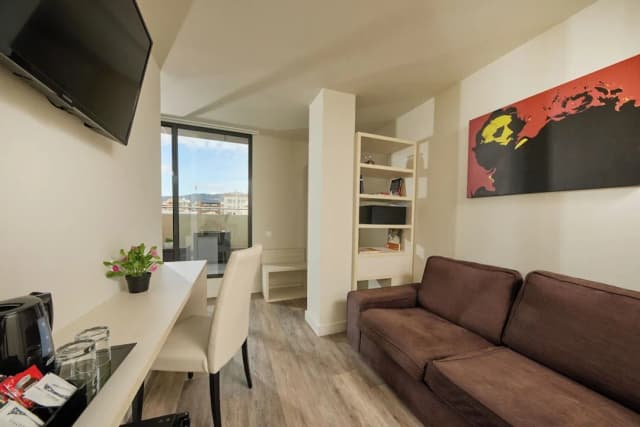 1881 Barcelona Rosellón Hotel-Studio Suite, 1 King Bed, Balcony-4