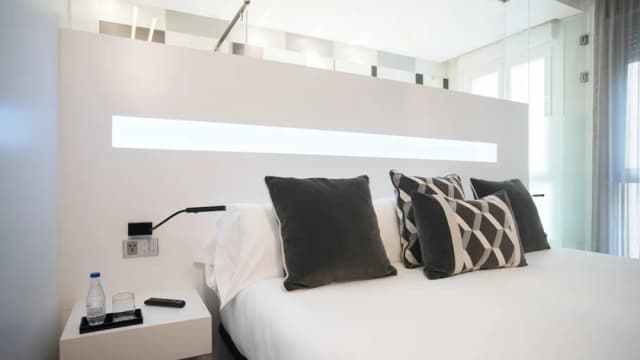 里賈納飯店-高級雙人房 (Interior)-2