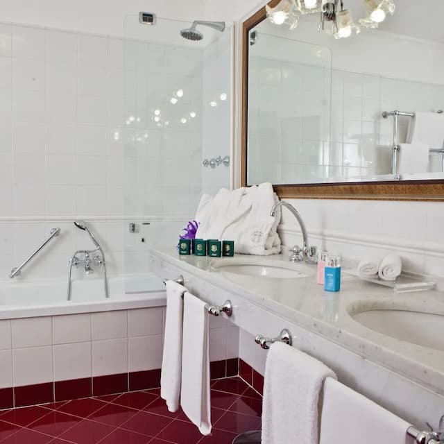 Bernini Palace-Junior Suite (Executive Tuscan)-13