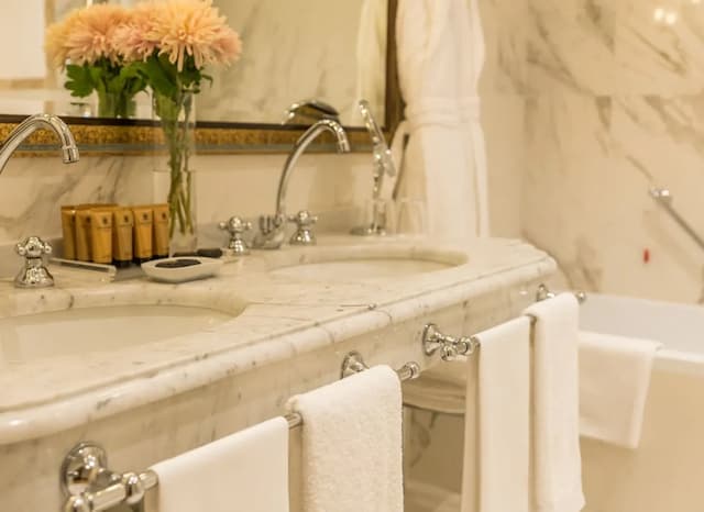 Bernini Palace-Classic Suite-4