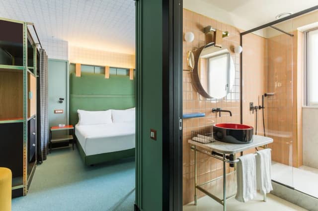 Room Mate Collection Giulia, Milan-Standard Double or Twin Room, 1 Double or 2 Twin Beds-12