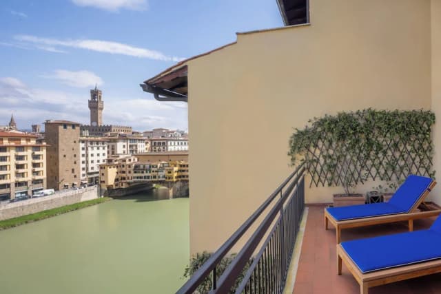 ホテル ルンガルノ - ルンガルノ コレクション-エグゼクティブ ダブルルーム テラス リバービュー-3