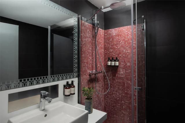 維托利奧威尼托喬利飯店 (羅馬)-客房 (nhow)-3