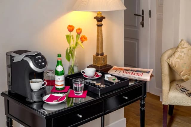 蒙特森希飯店-高級雙人房-6