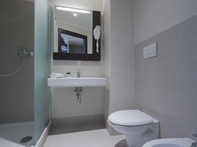 B&B ホテル フィレンツェ ノーボ パラッツォ ディ ジョスティージア-スタンダード ツインルーム 禁煙-3