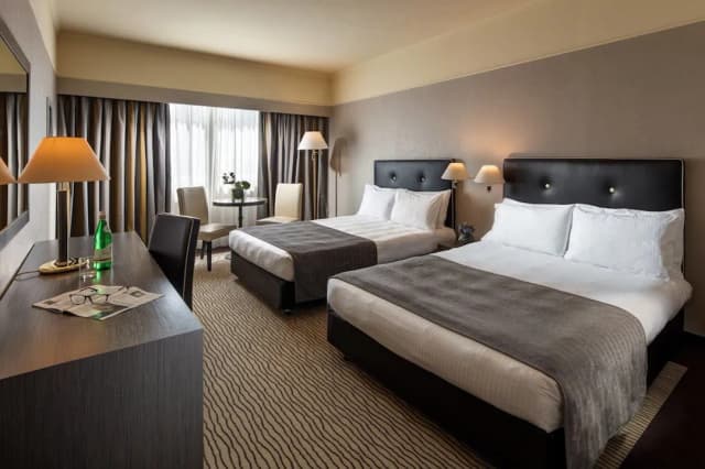 羅馬 - 歐洲帕克德伊美第奇假日飯店 - IHG 旗下飯店-標準客房, 2 張加大雙人床, 無障礙浴缸-2