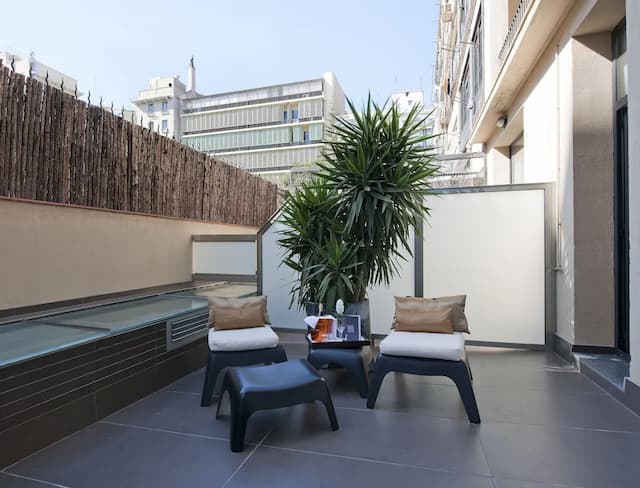 康斯坦茨酒店-高級雙床房-1