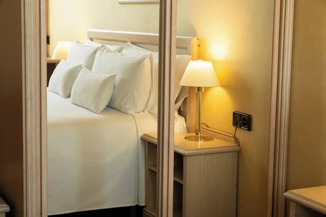 サノテル アストン-スタンダード ルーム シティビュー-6