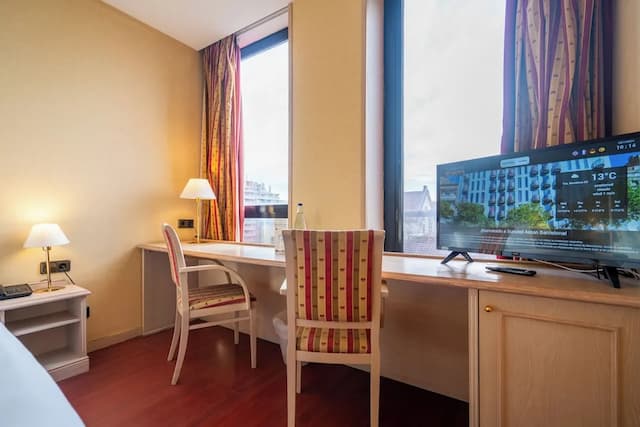 サノテル アストン-スタンダード ルーム シティビュー-2